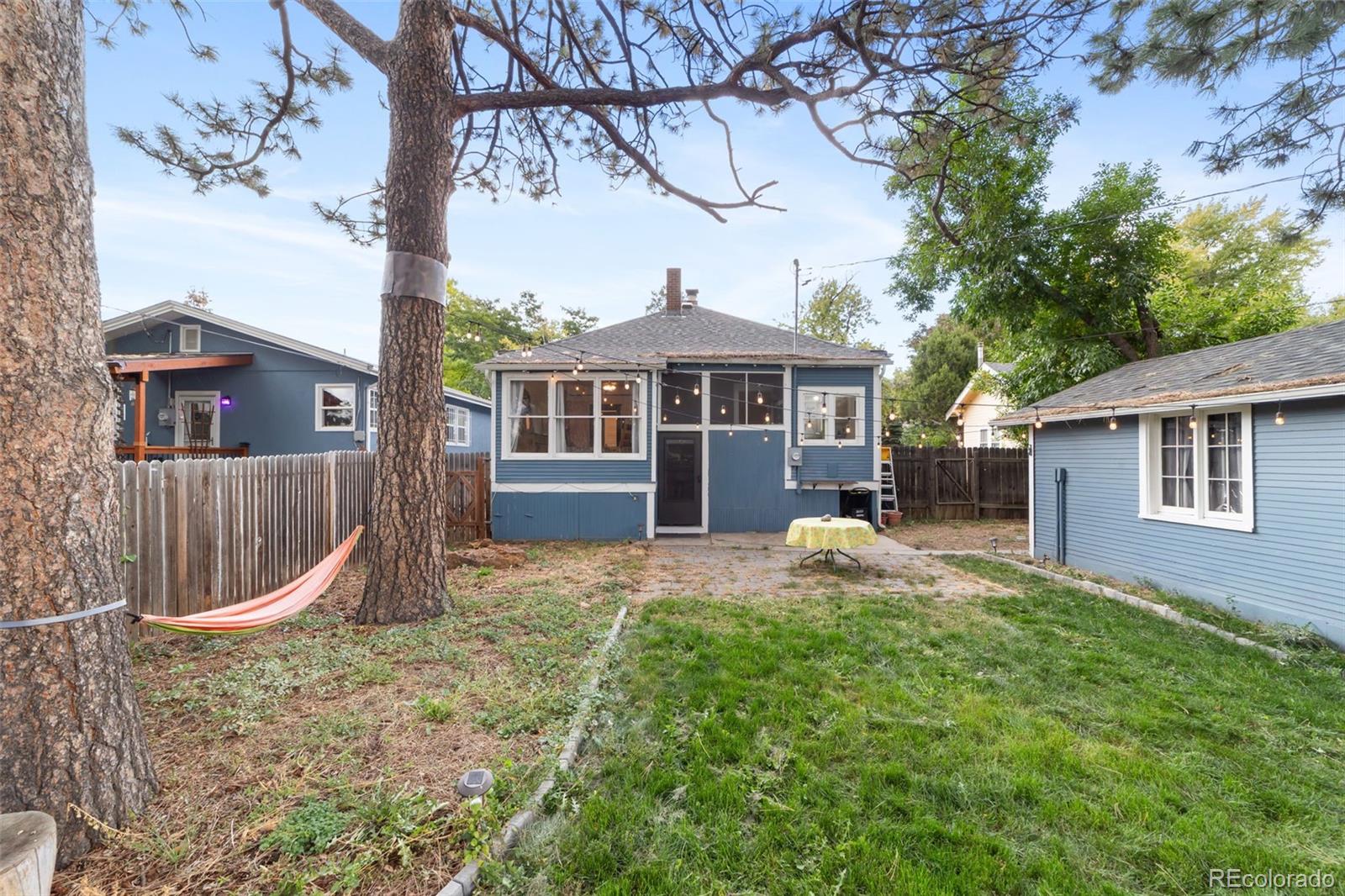 1124 N Cedar Street