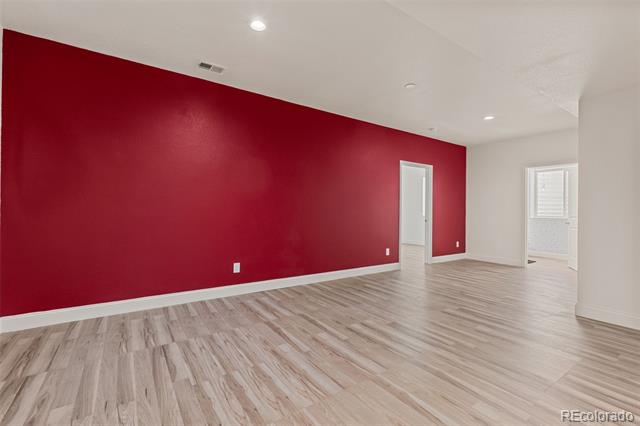 977 White Leaf Circle