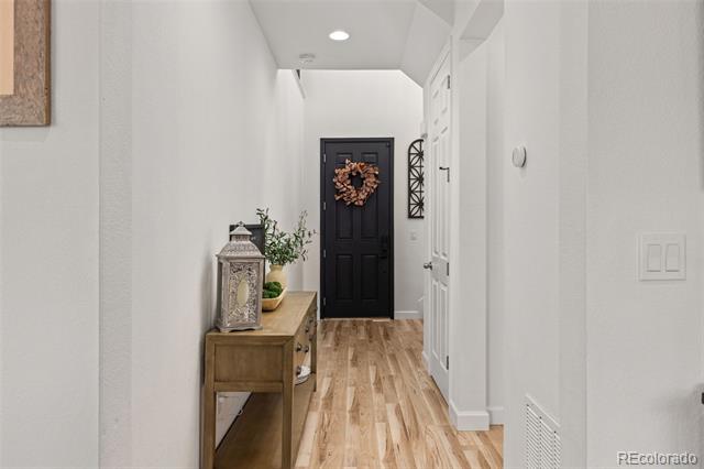 977 White Leaf Circle