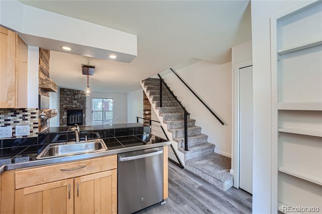 1811 S Quebec Way Unit: 155