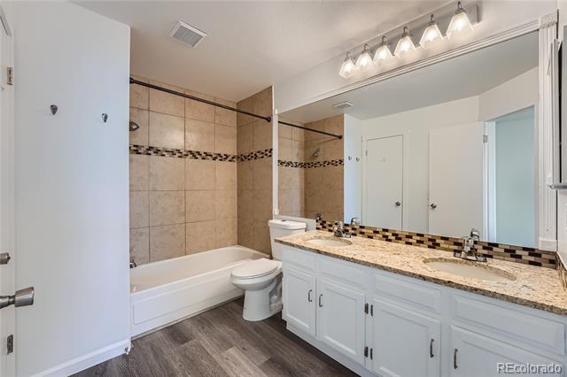 1811 S Quebec Way Unit: 155