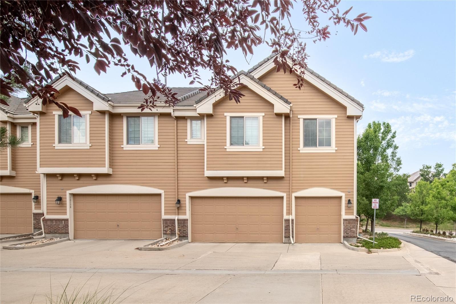 10136 Ridgegate Circle