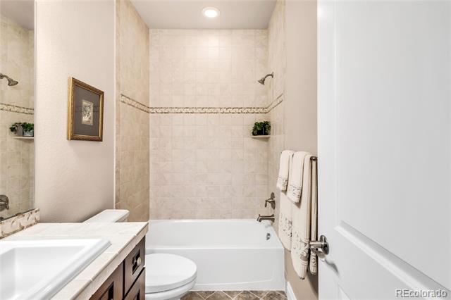 10136 Ridgegate Circle