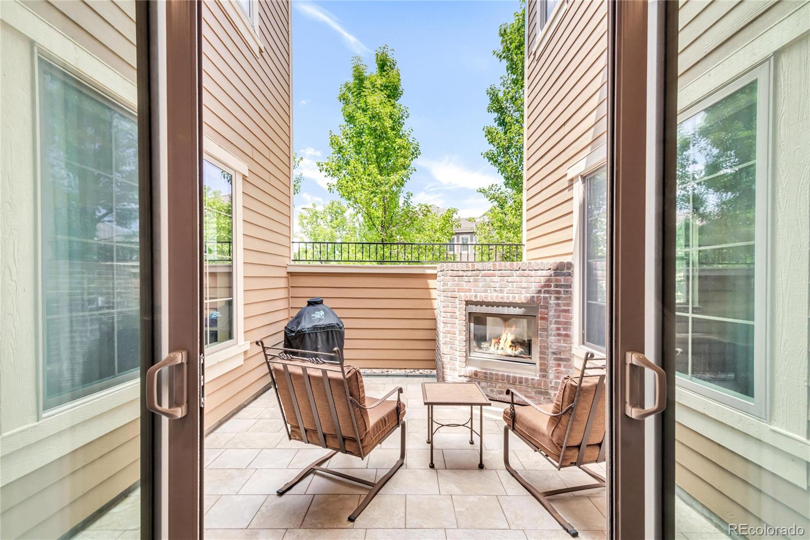 10136 Ridgegate Circle