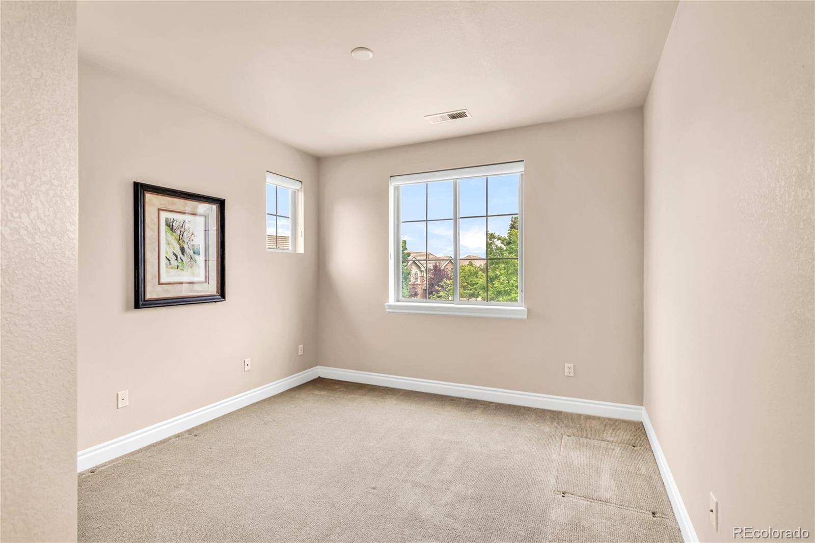10136 Ridgegate Circle