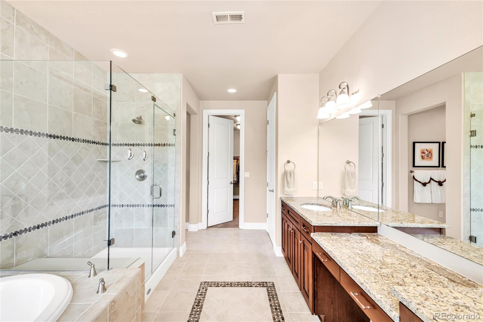 10136 Ridgegate Circle