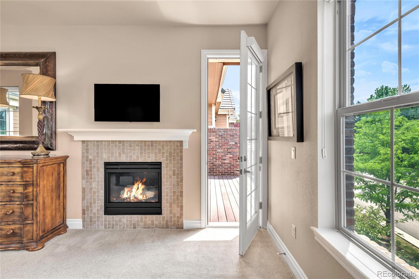 10136 Ridgegate Circle
