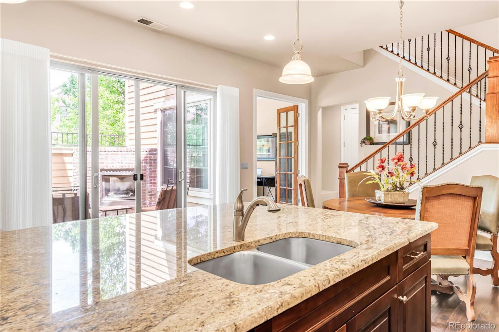 10136 Ridgegate Circle