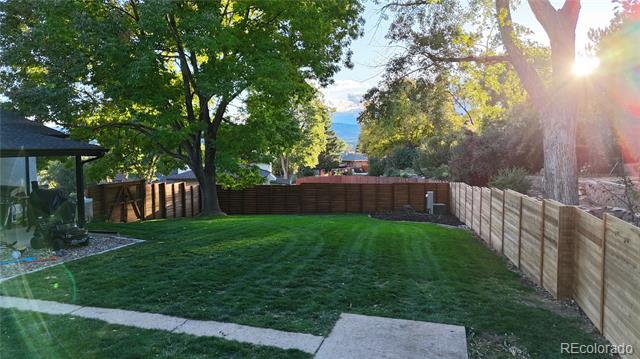 2661 S Chase Lane