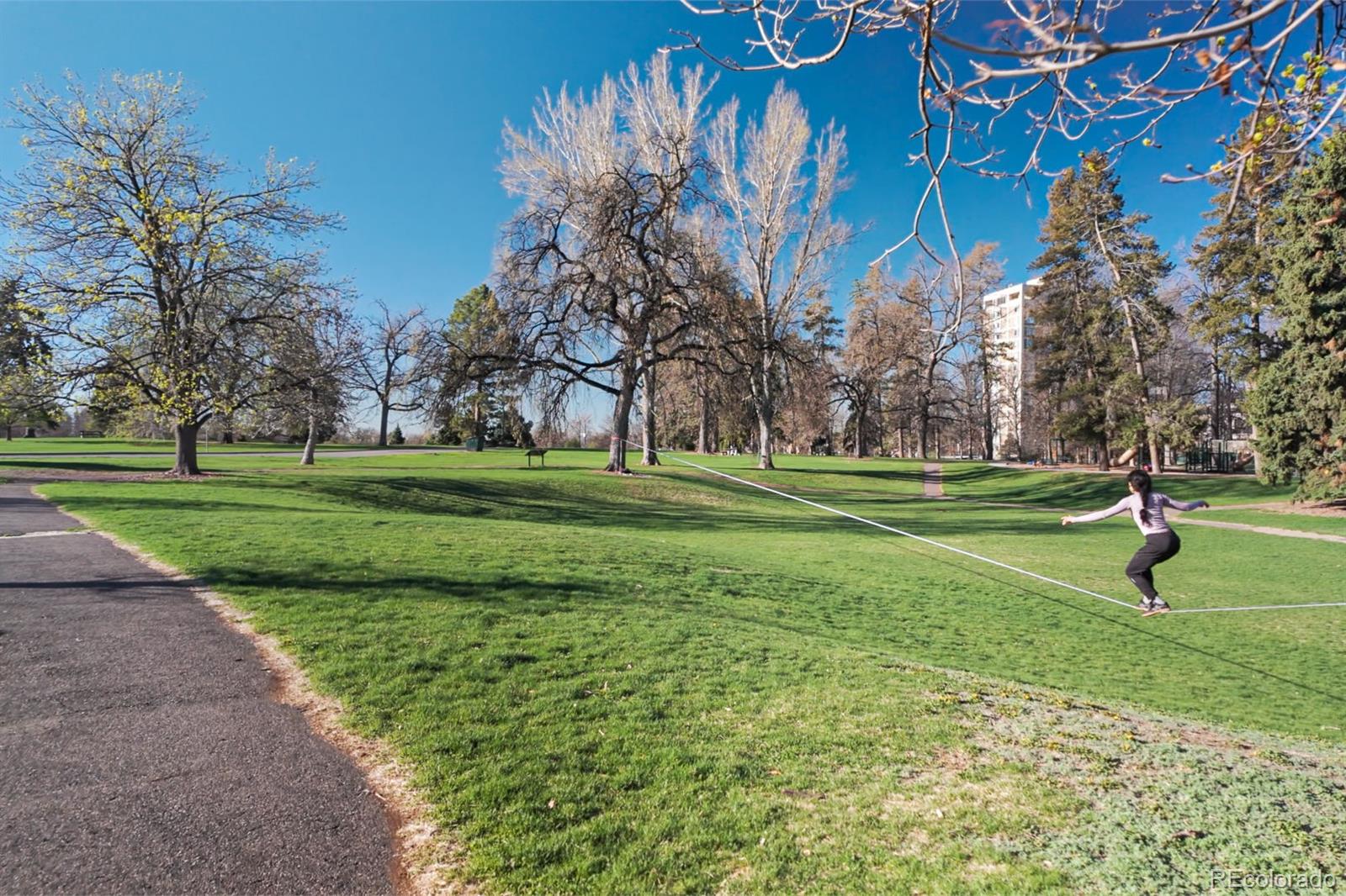 1410 Vine Street Unit: 3