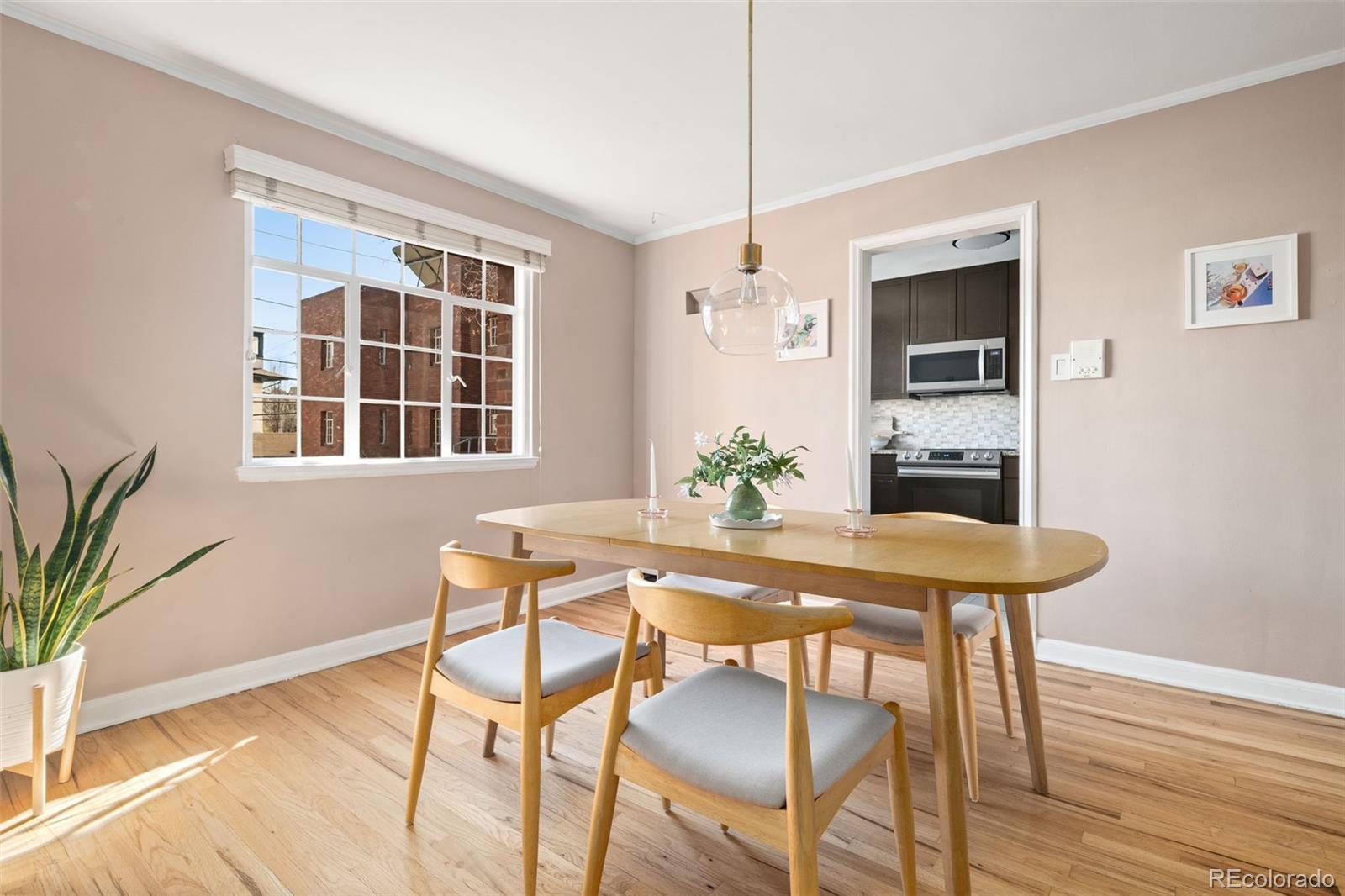 1410 Vine Street Unit: 3