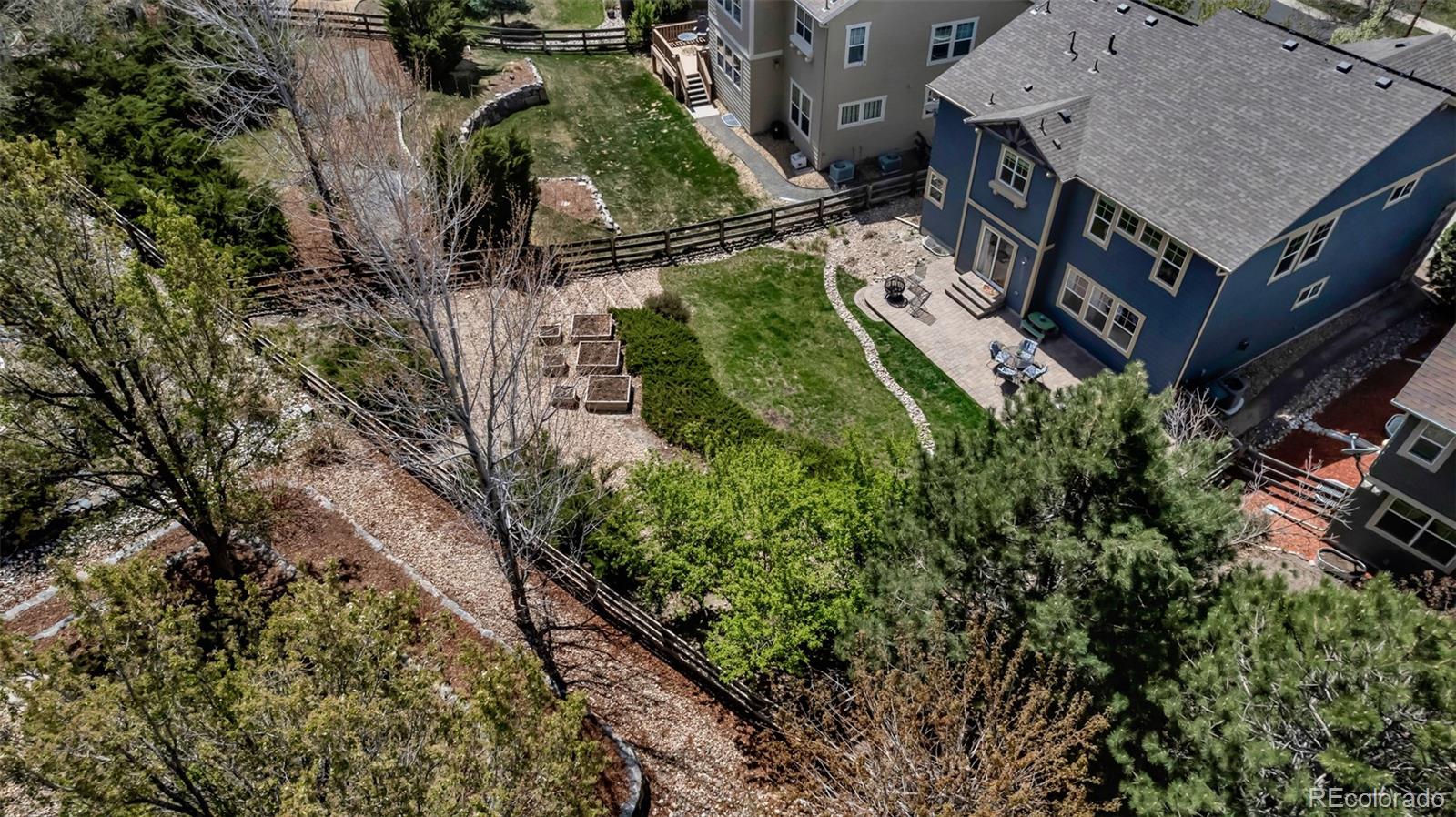 25245 E Park Crescent Drive