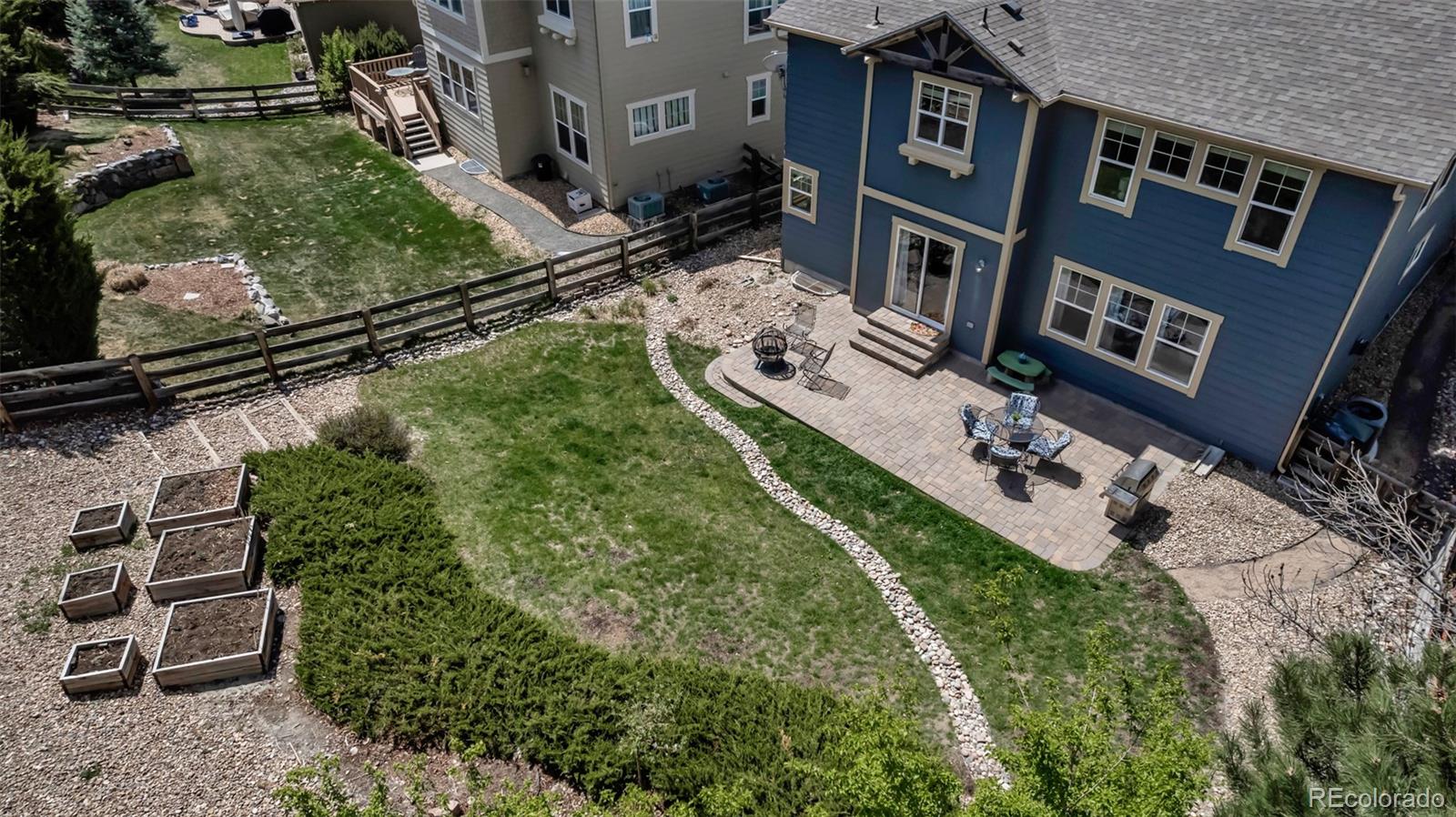 25245 E Park Crescent Drive