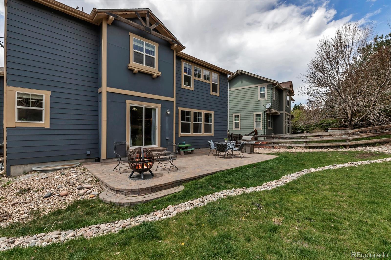 25245 E Park Crescent Drive