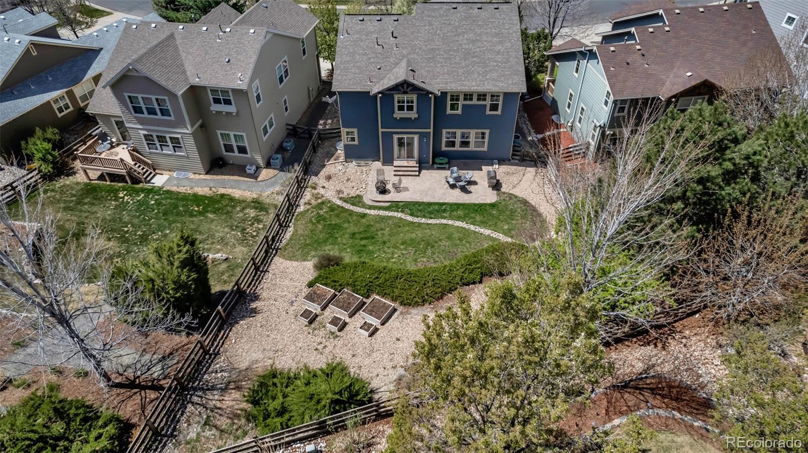 25245 E Park Crescent Drive