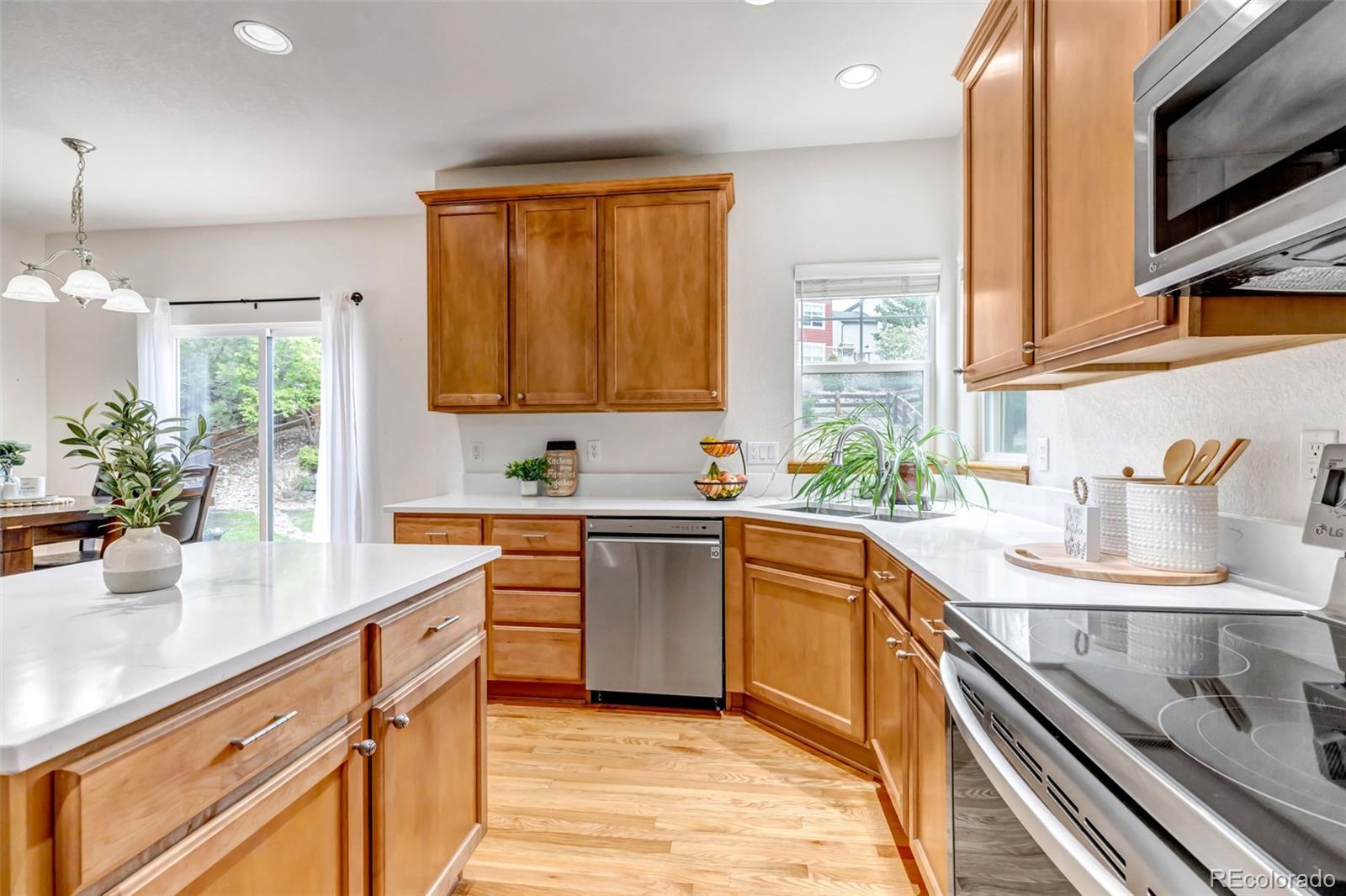 25245 E Park Crescent Drive