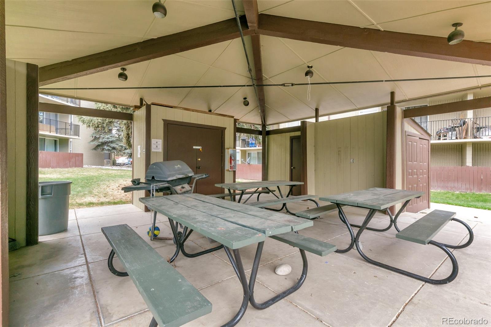 2281 S Vaughn Way Unit: 318A