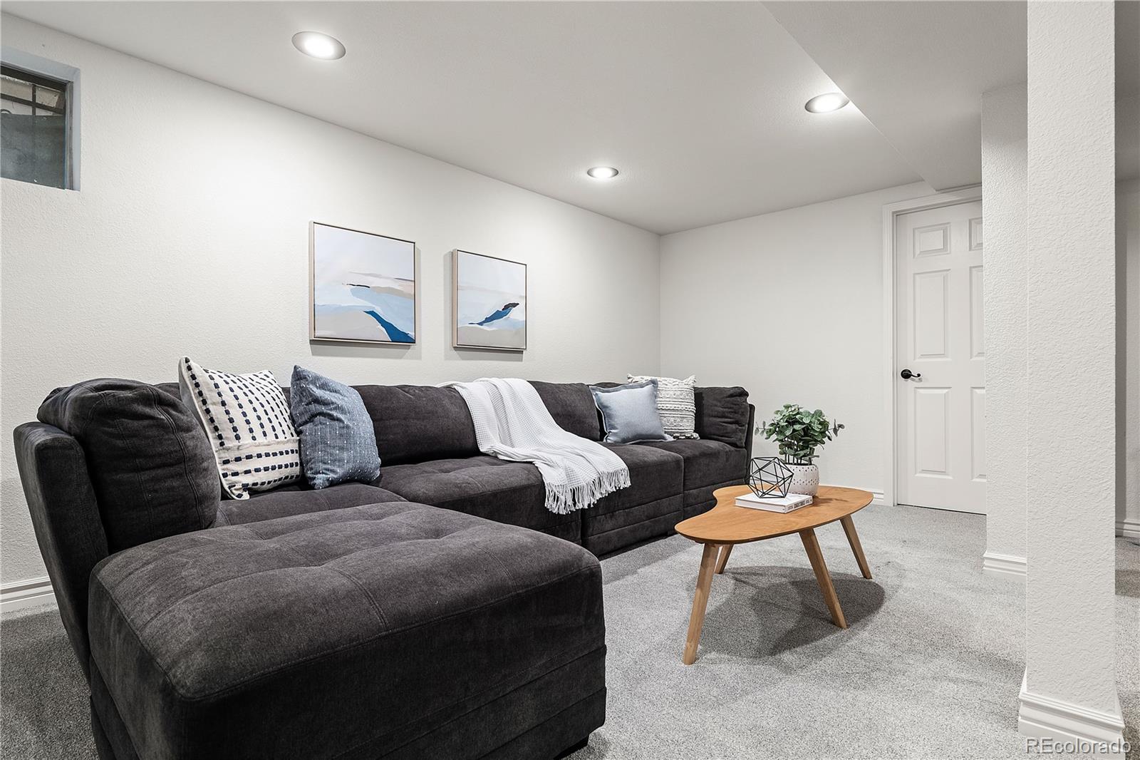 7925 W Layton Avenue Unit: 404