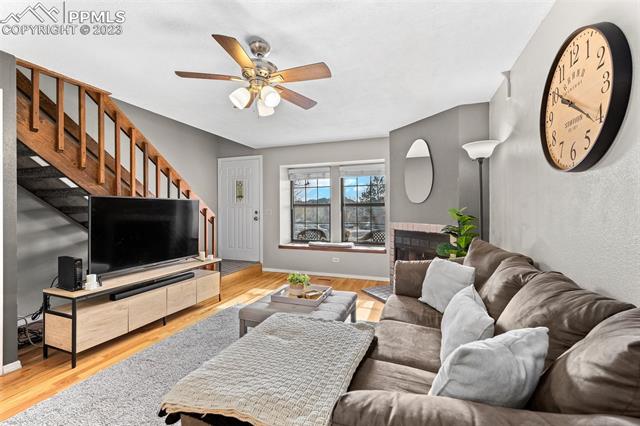 6851 Mountain Top Lane