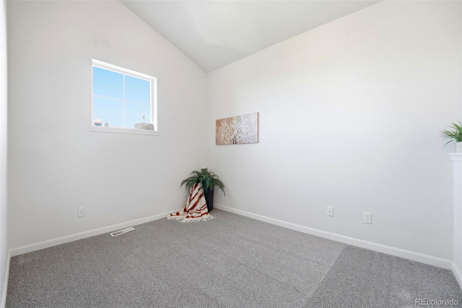 4362 Alder Springs View