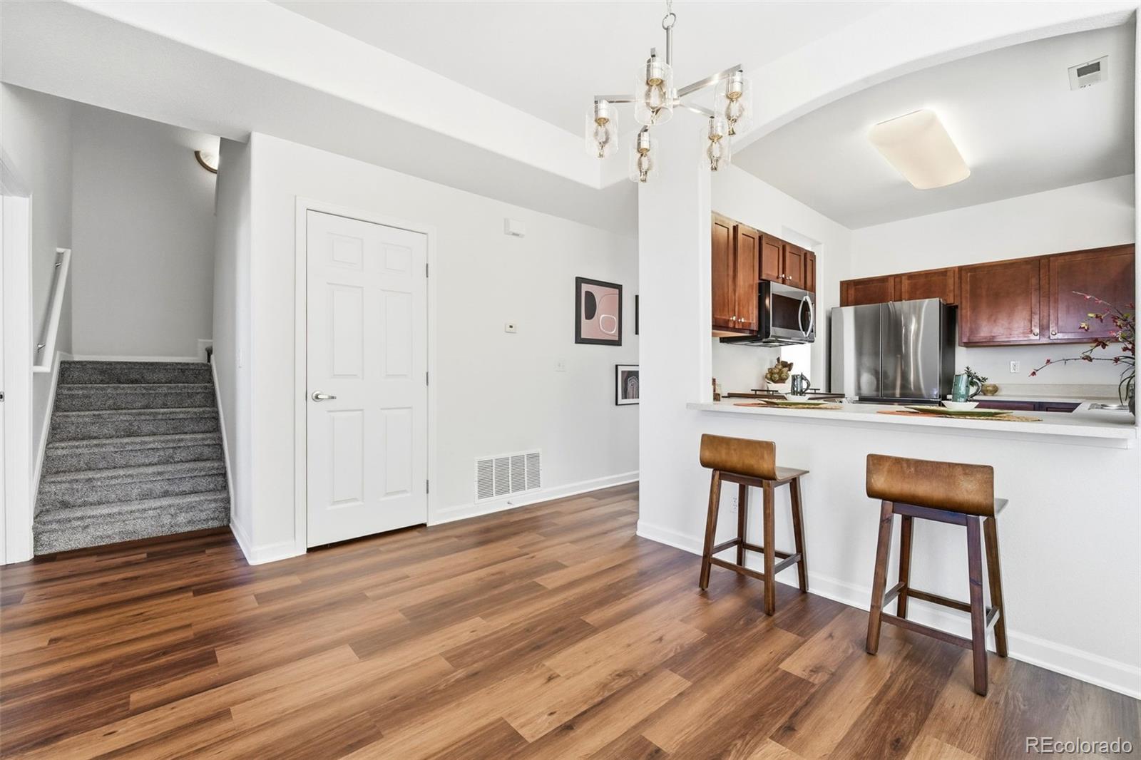 4362 Alder Springs View