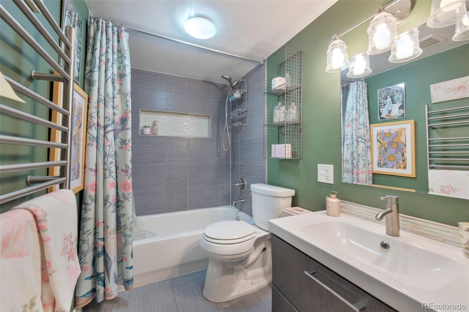 1210 E Colfax Avenue Unit: 101