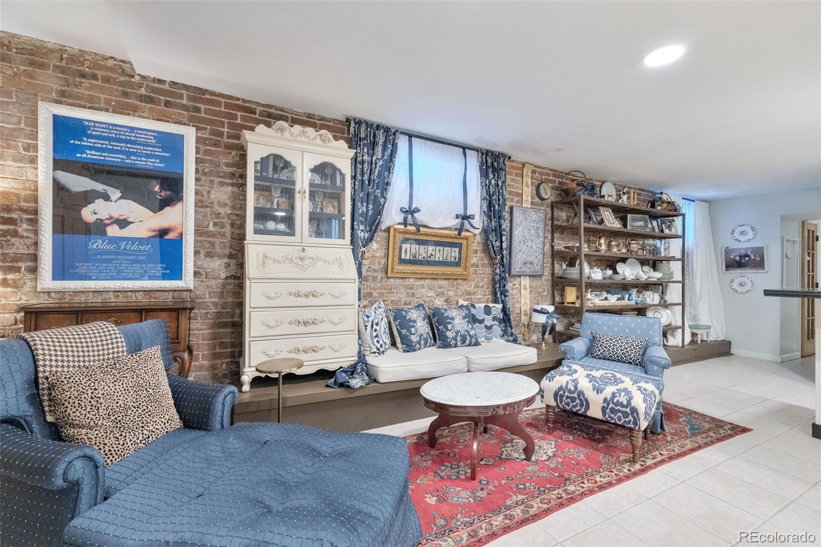 1210 E Colfax Avenue Unit: 101