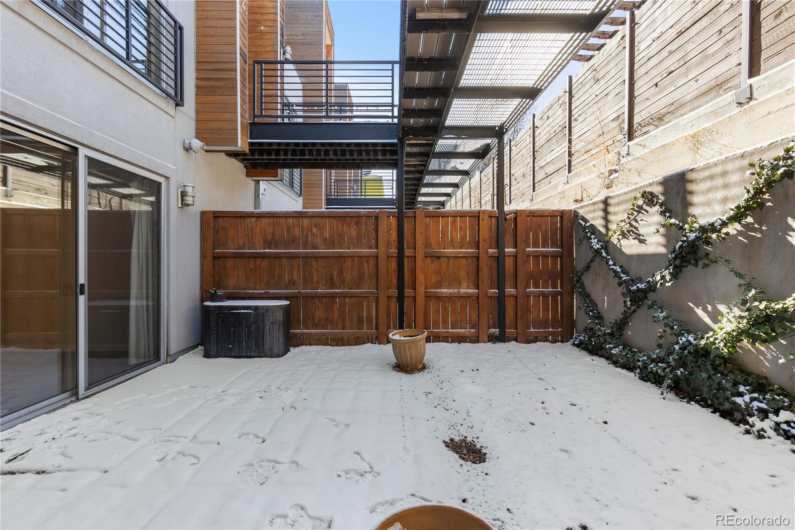 1822 W 33rd Avenue Unit: 103