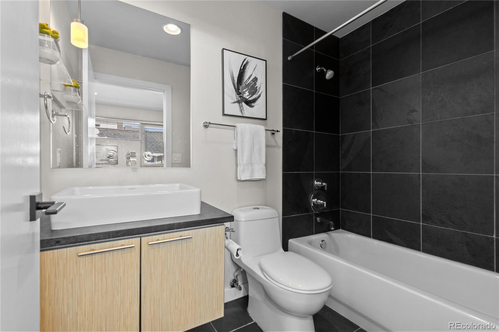 1822 W 33rd Avenue Unit: 103