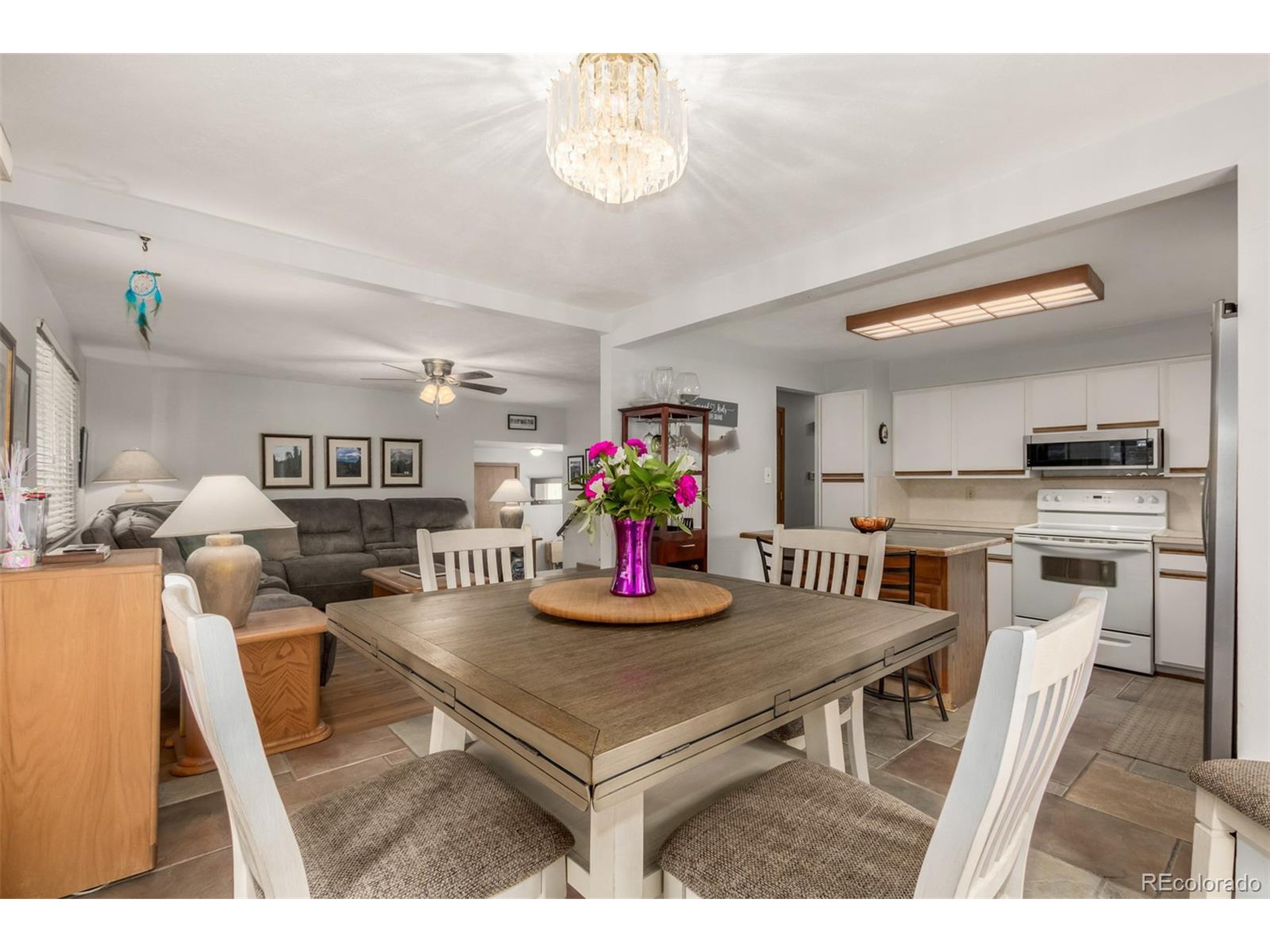 7484 W 73rd Pl