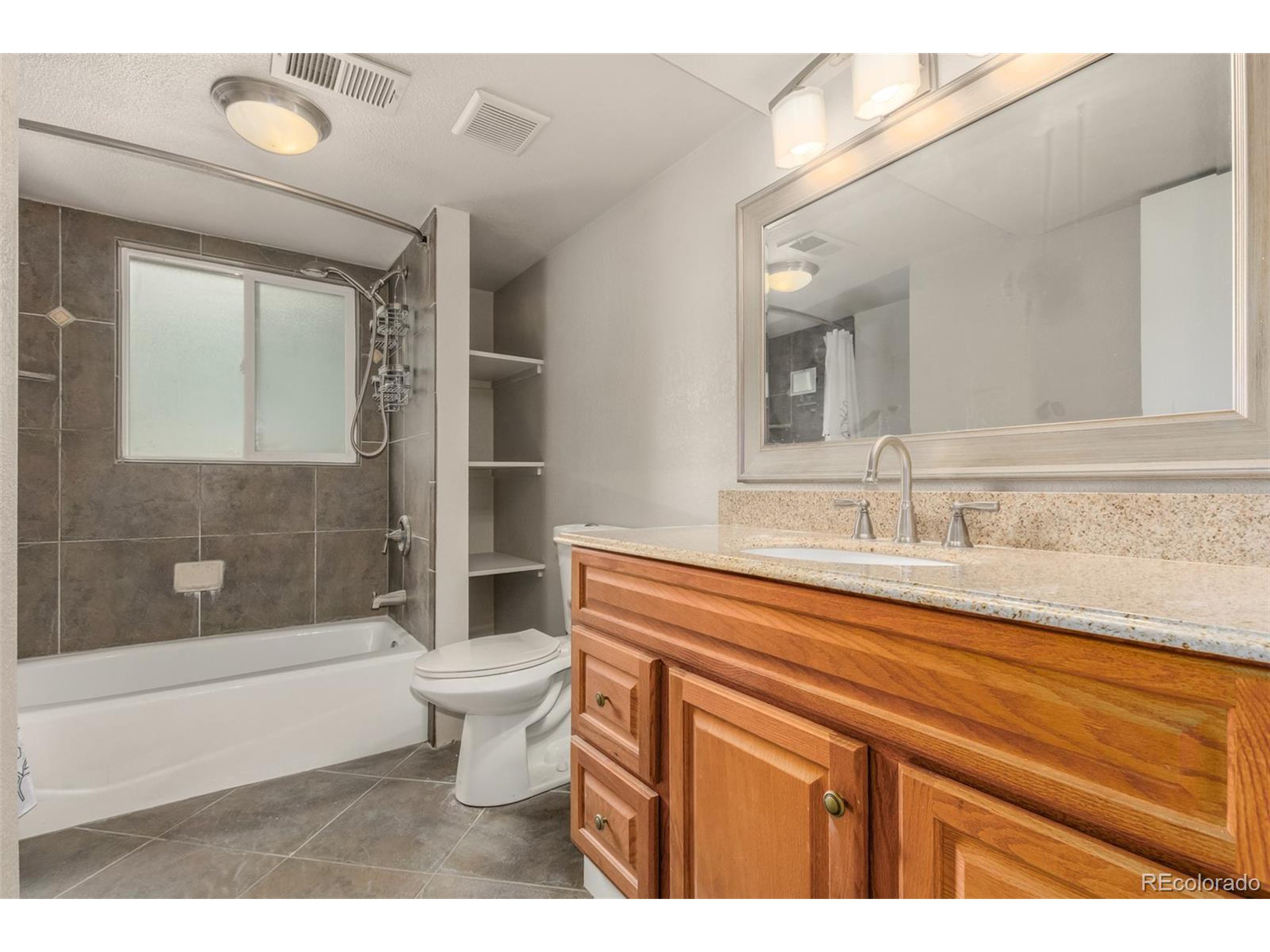 7484 W 73rd Pl