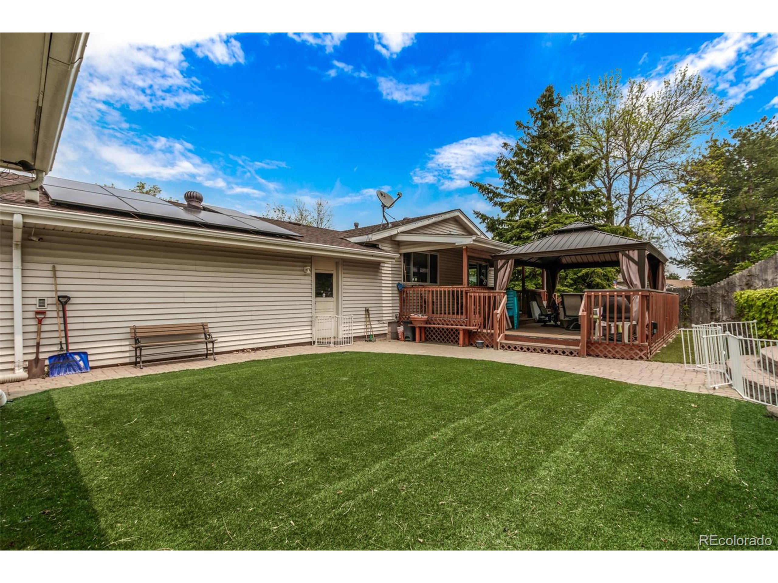 7484 W 73rd Pl