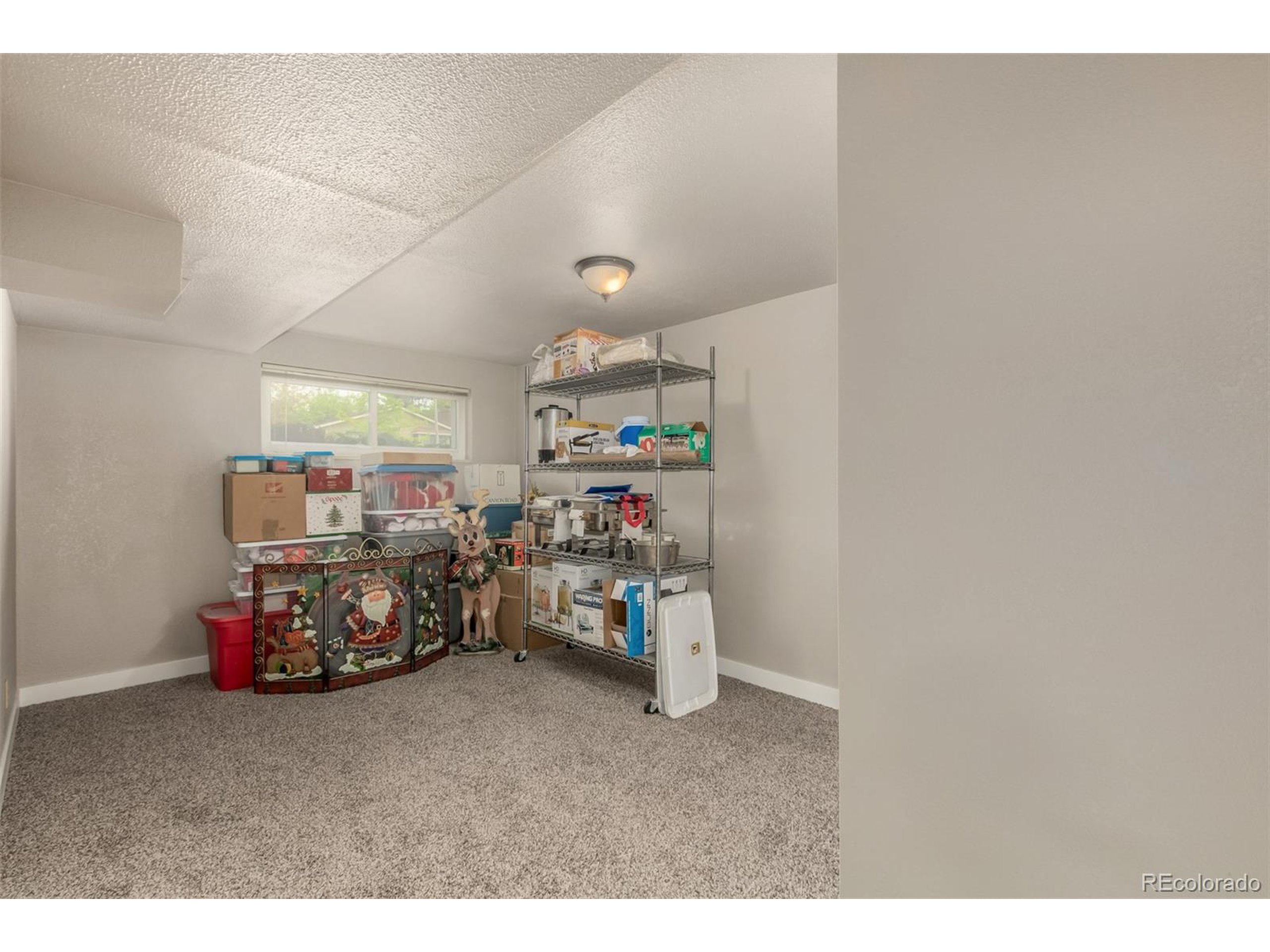 7484 W 73rd Pl