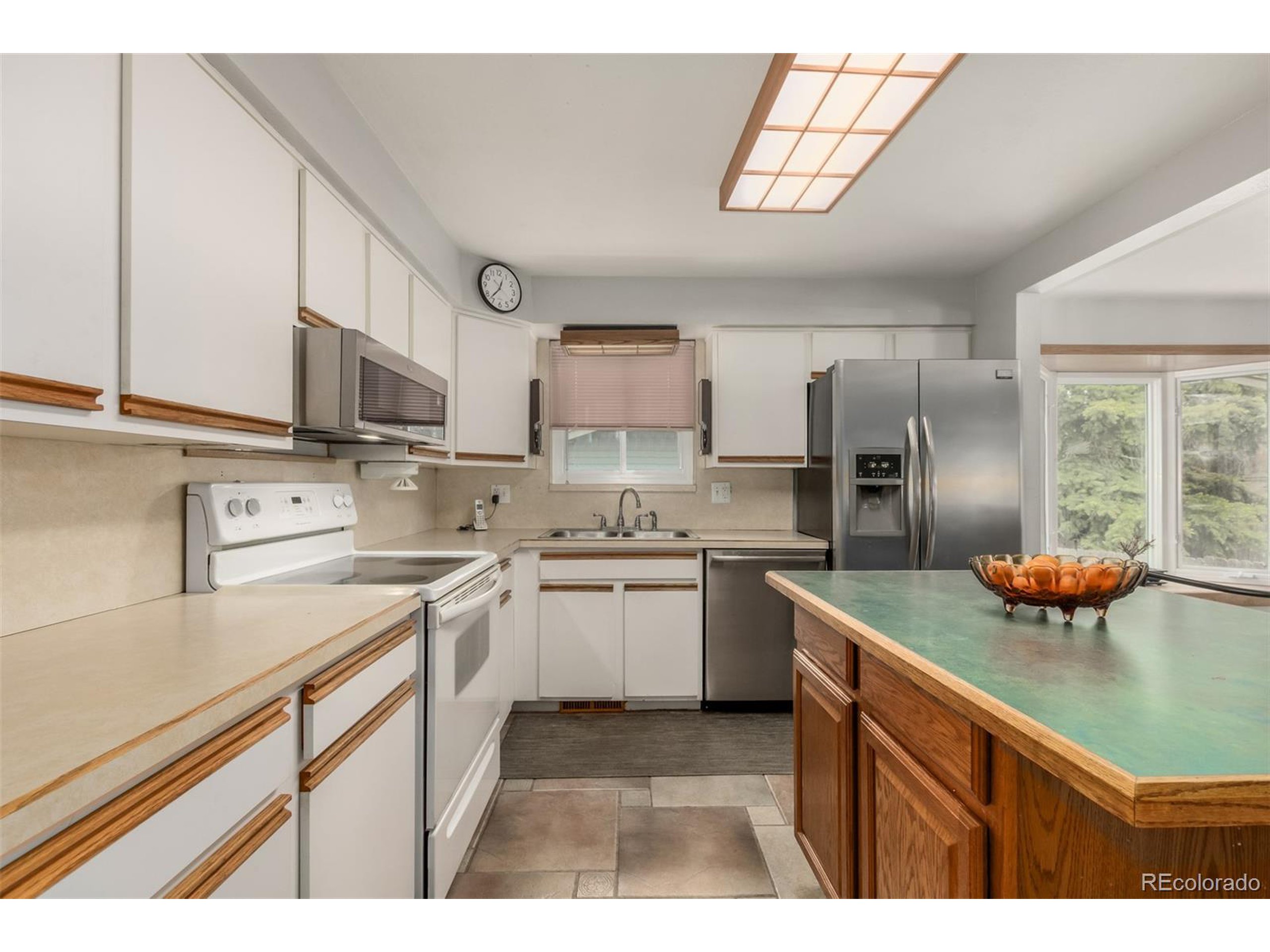 7484 W 73rd Pl