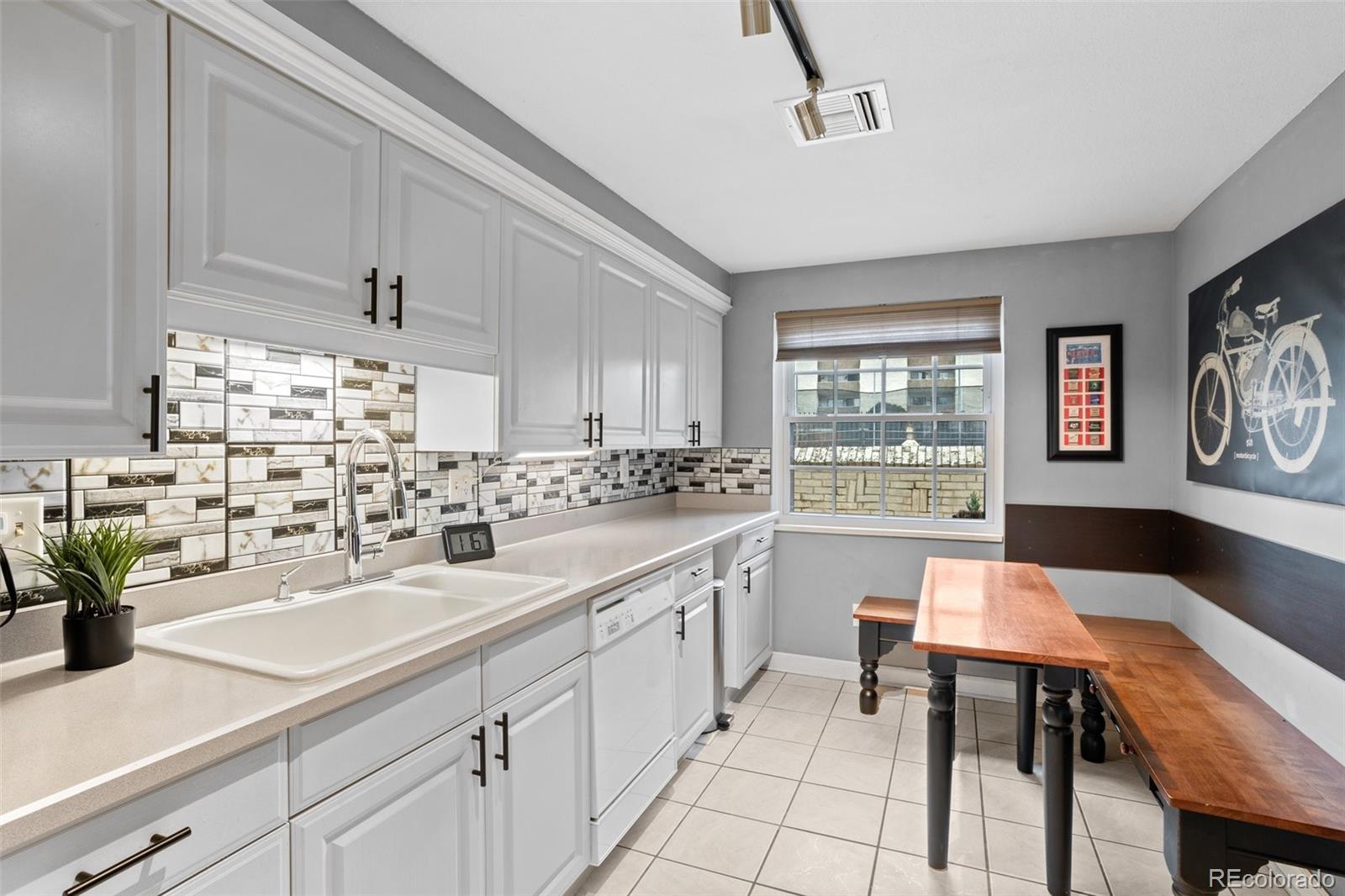 7201 E Quincy Avenue Unit: 102