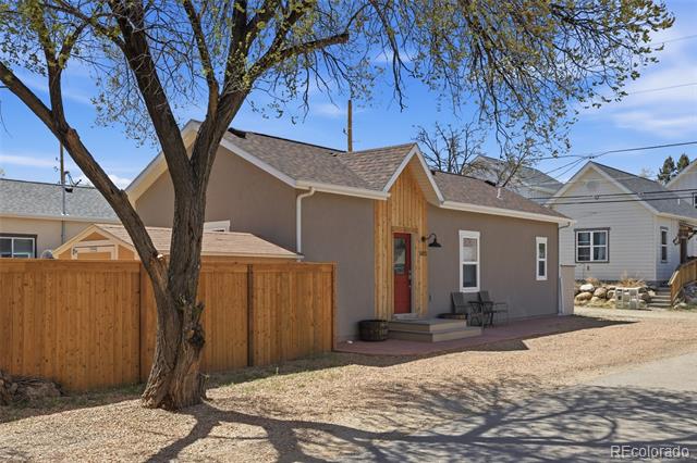 849 W First Street