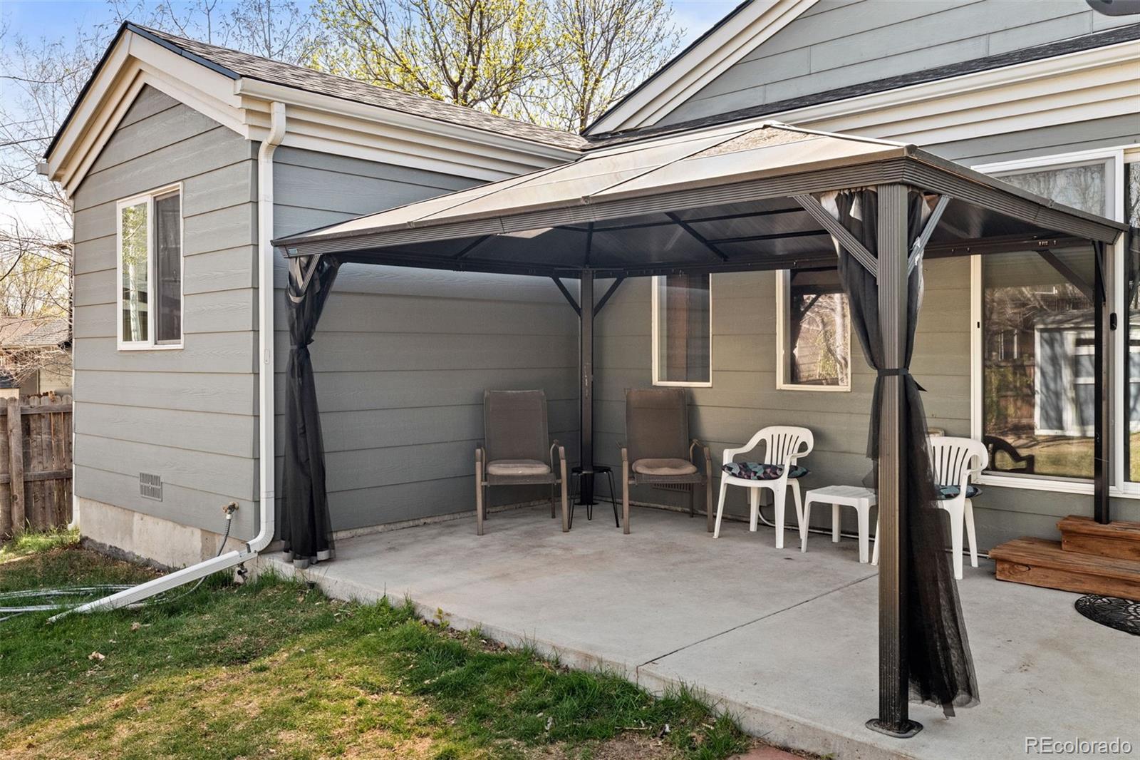 729 Mathews Circle
