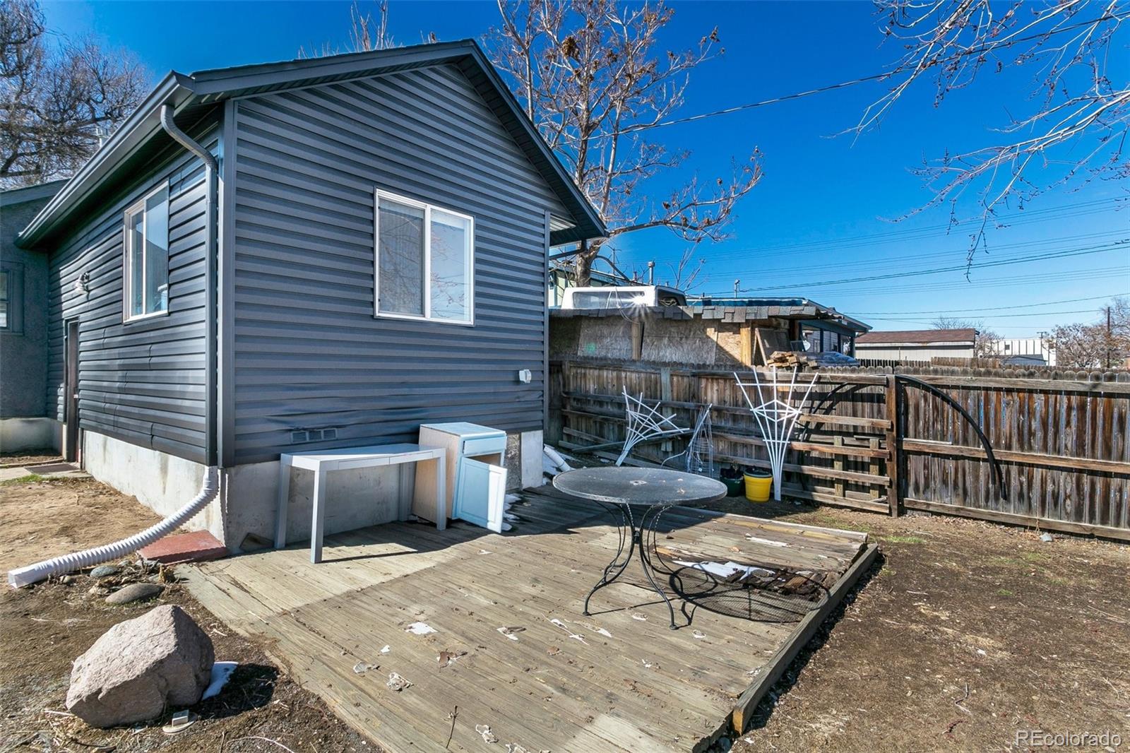 4748 Leaf Court