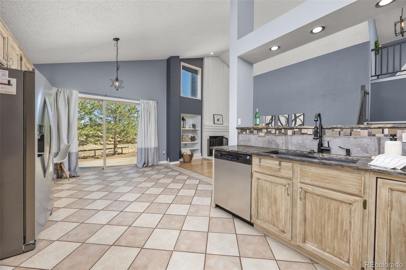 8227 Westside Street