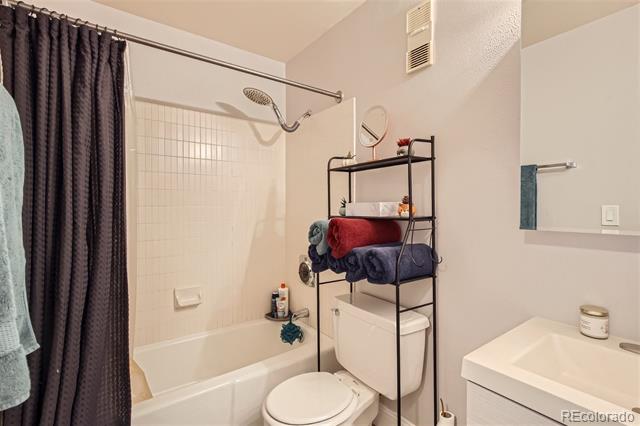 1625 Larimer Street Unit: 1108