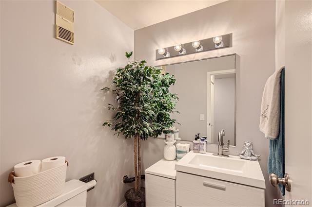 1625 Larimer Street Unit: 1108