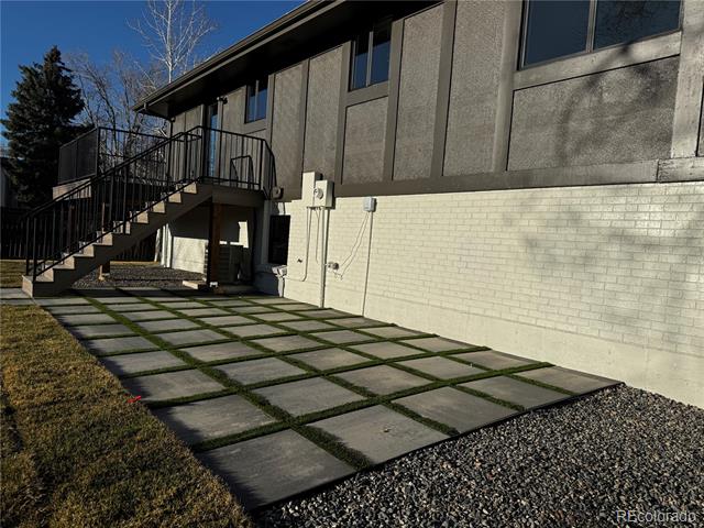 8243 Everett Way
