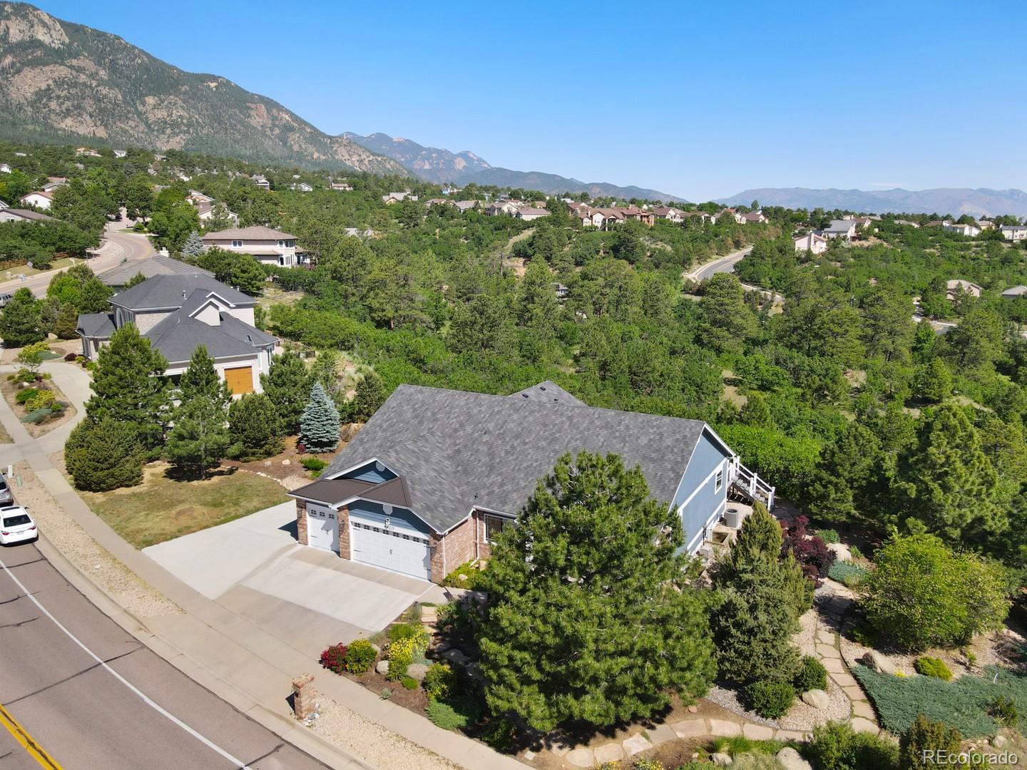 4920 Broadmoor Bluffs Drive