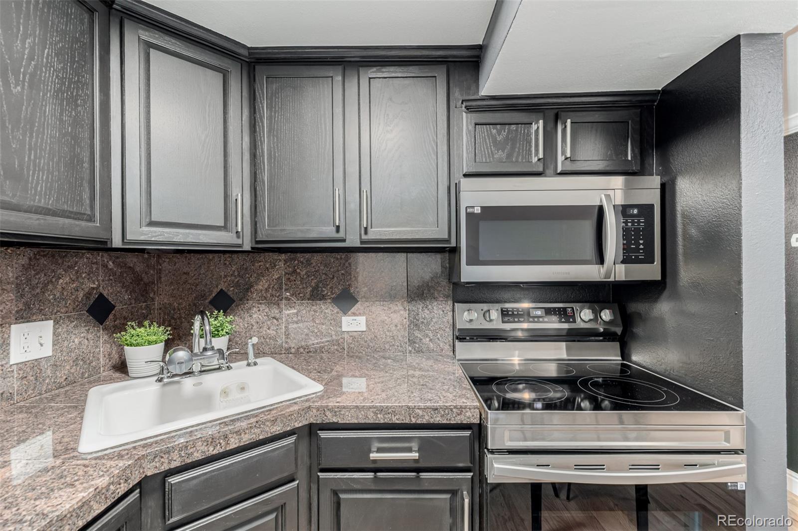 1390 N Emerson Street Unit: 101