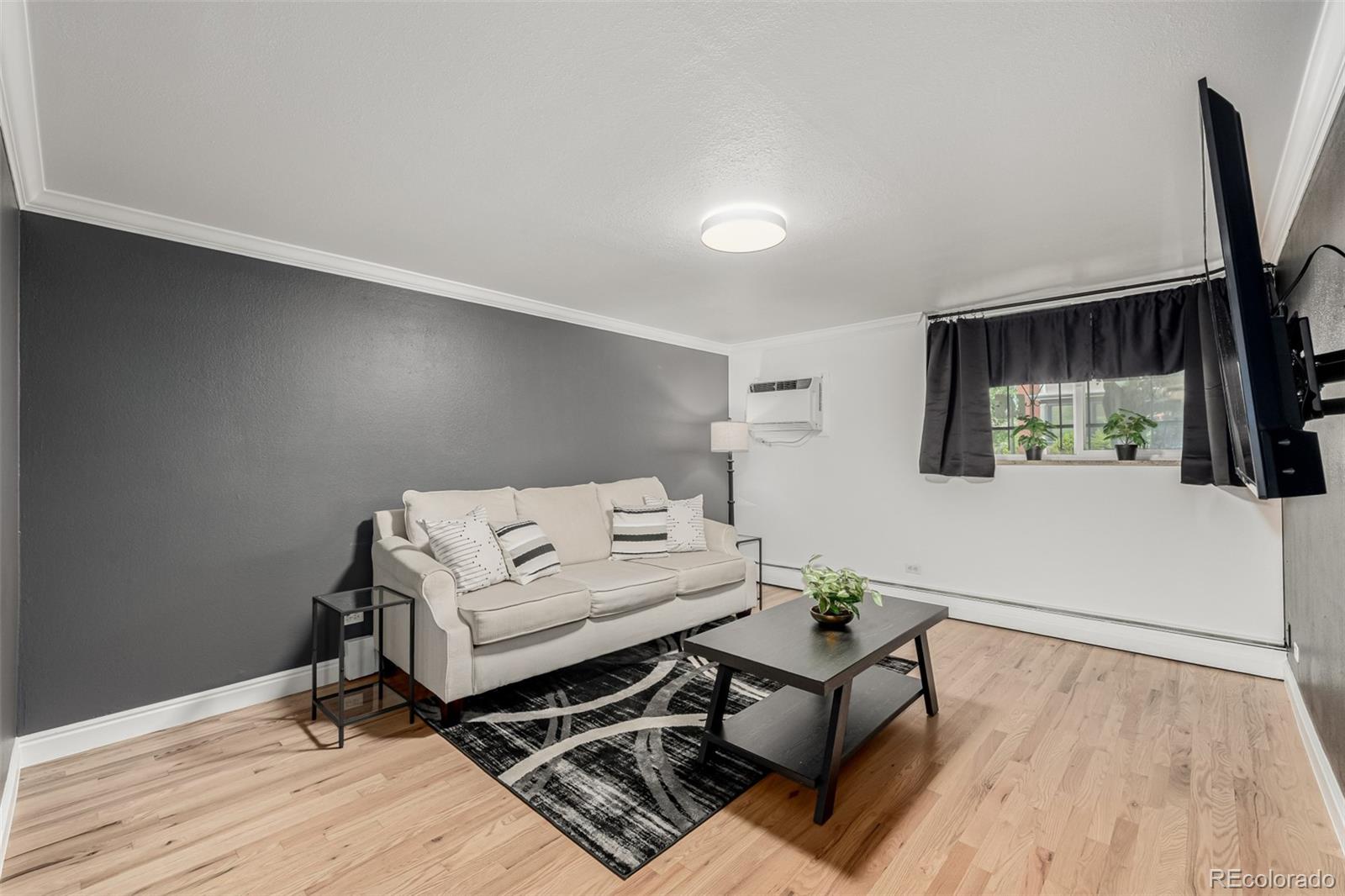 1390 N Emerson Street Unit: 101