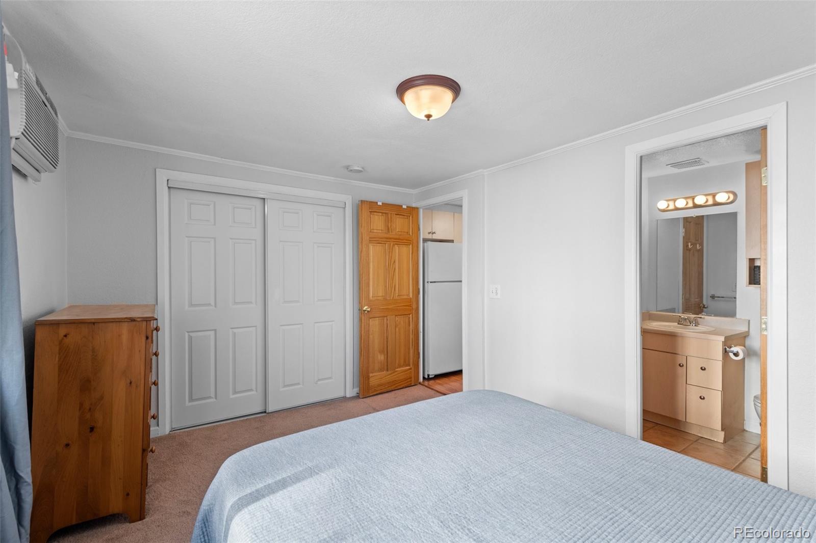 336 N Grant Street Unit: 202