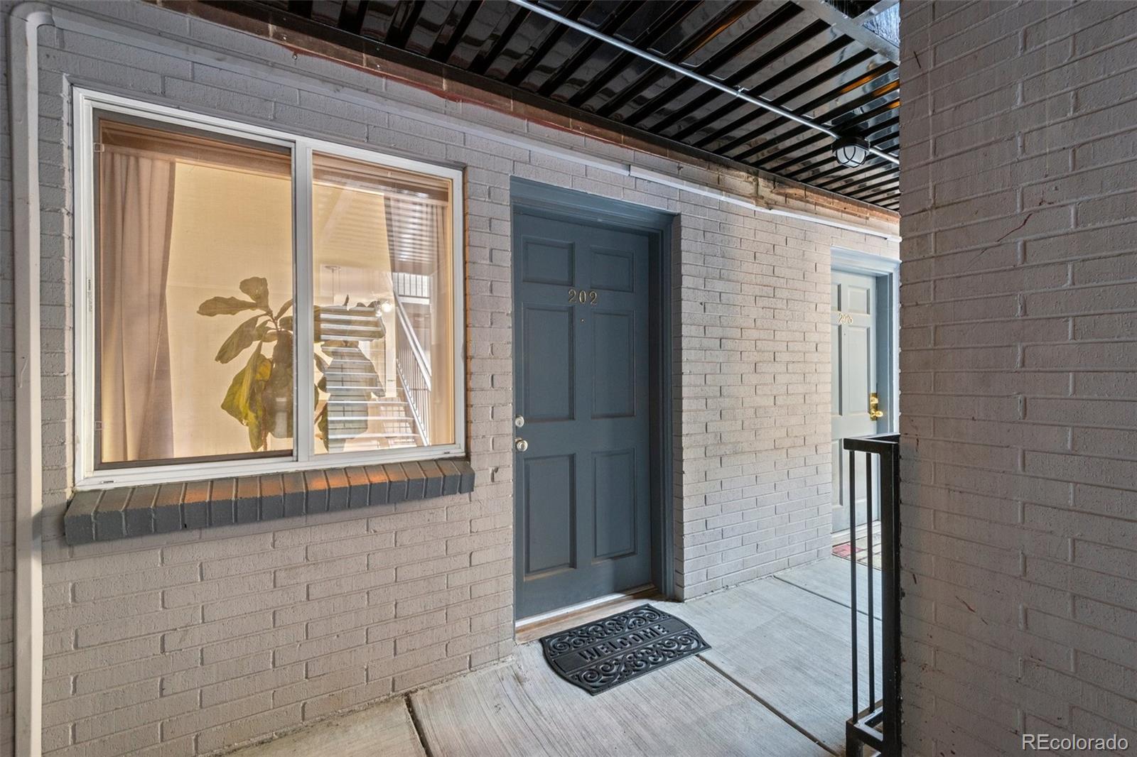 336 N Grant Street Unit: 202