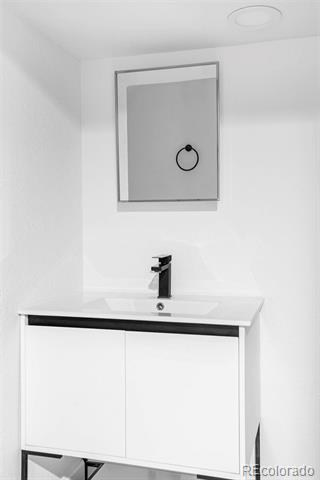 5798 S Galena Street