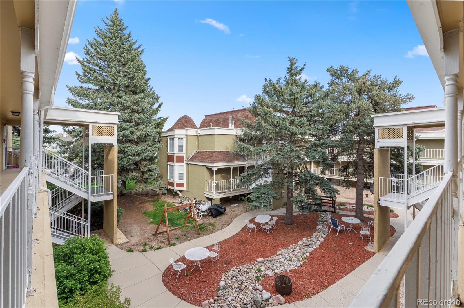 19636 Victorian Drive Unit: B14