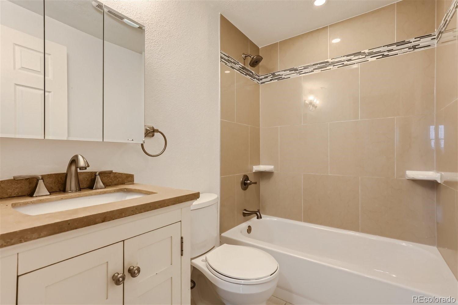 7307 Bradburn Boulevard Unit: F